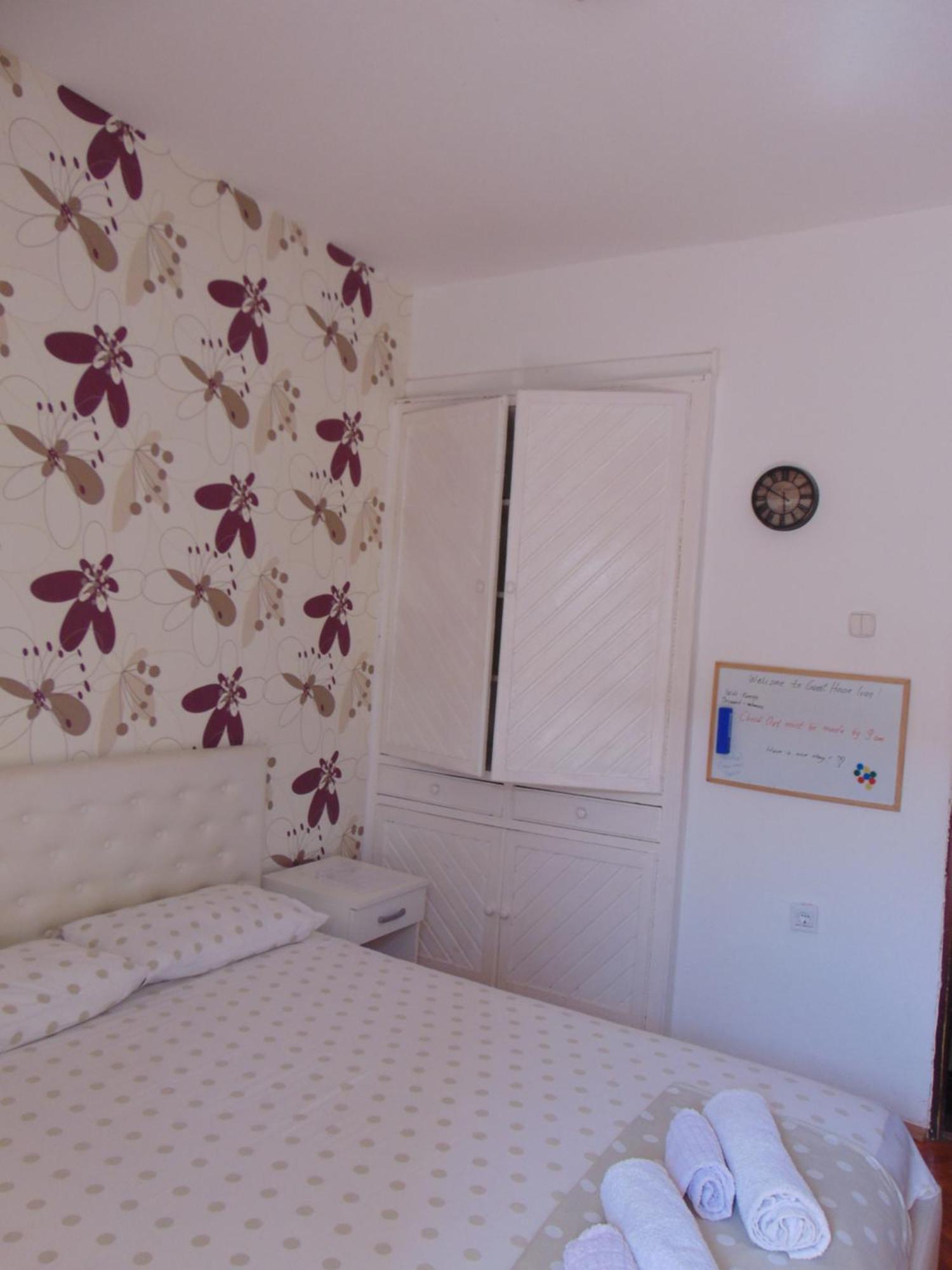 בודווה Guest House Ivan מראה חיצוני תמונה