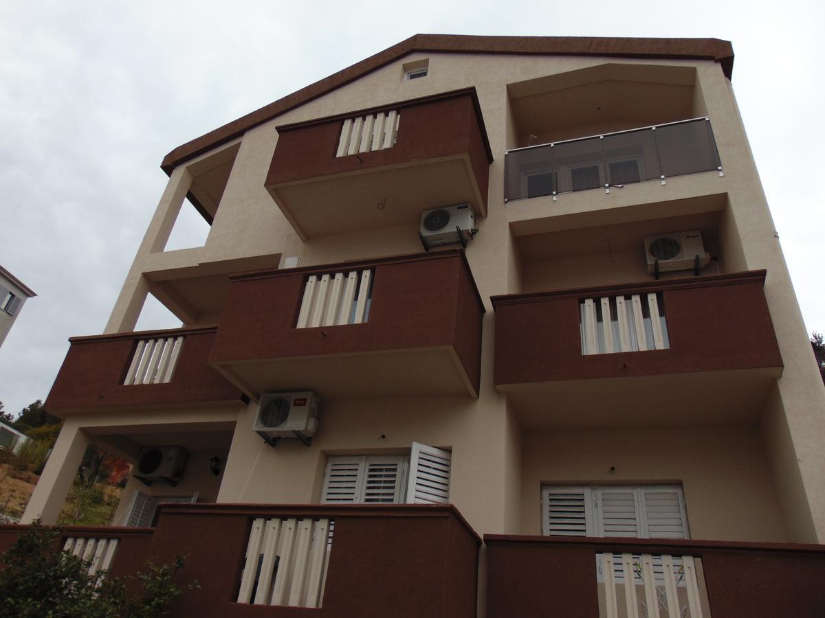 בודווה Guest House Ivan מראה חיצוני תמונה