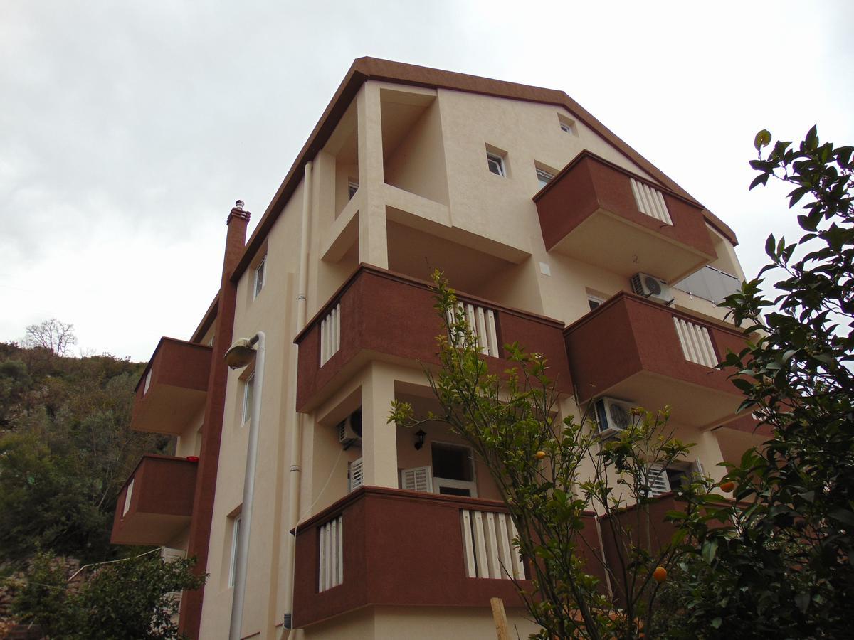 בודווה Guest House Ivan מראה חיצוני תמונה