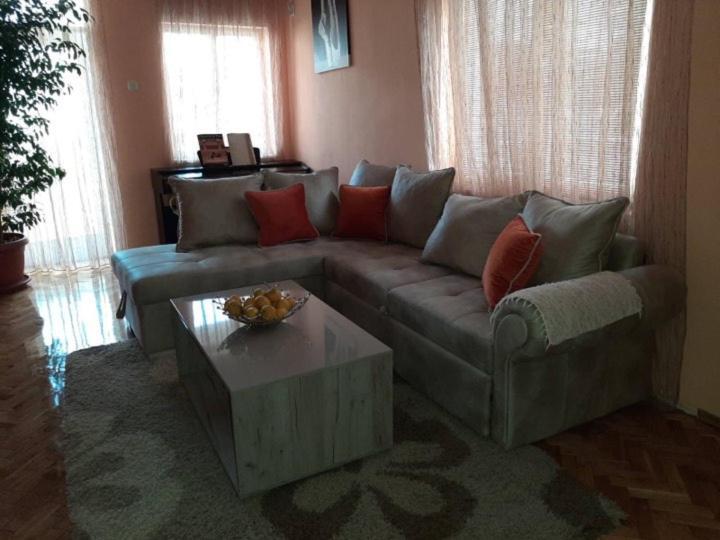 בודווה Guest House Ivan מראה חיצוני תמונה